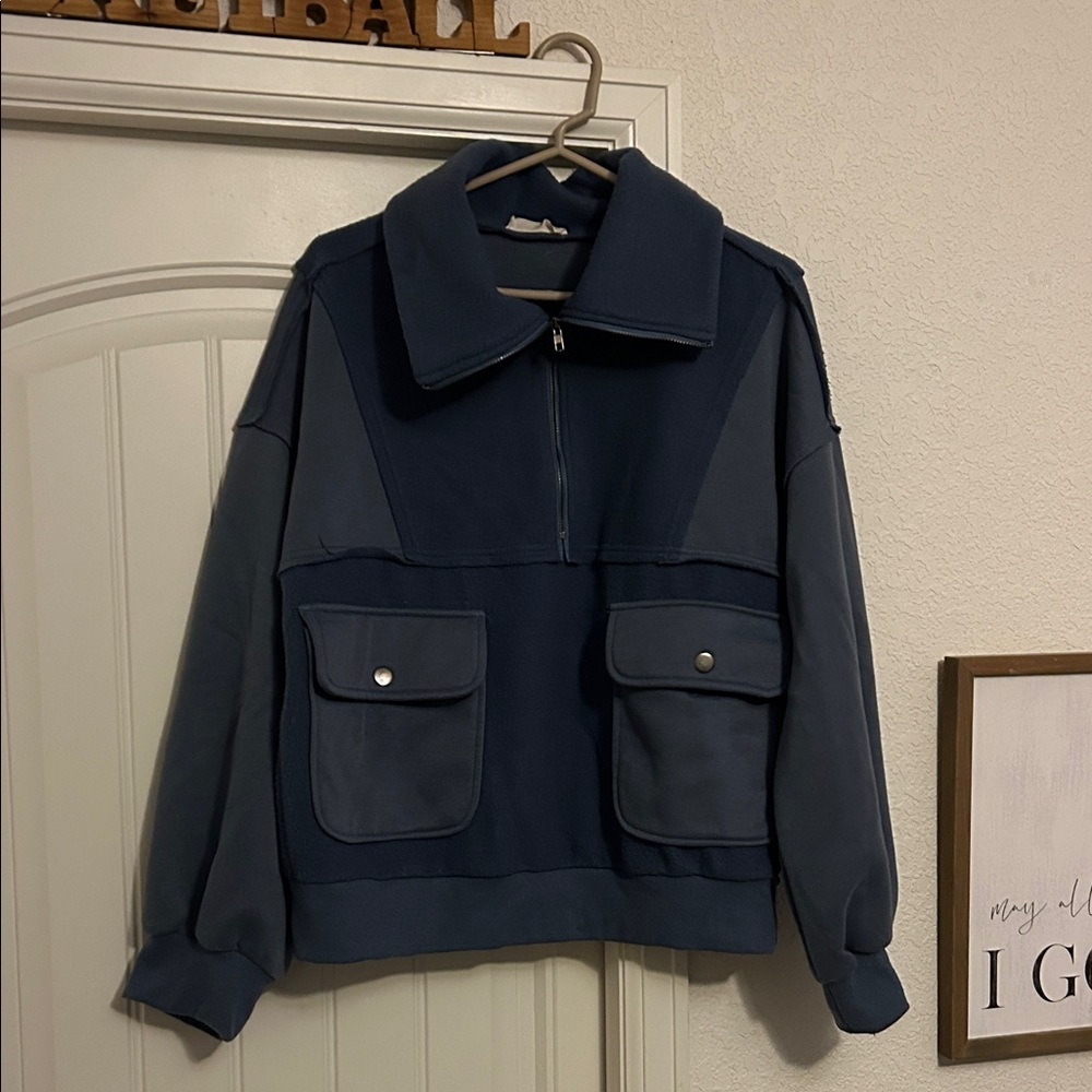 Navy Blue Women's Crew Neck Sweater
